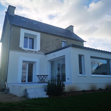Maison Vue Sur Mer Avec Jardin Carantec Exteriör bild